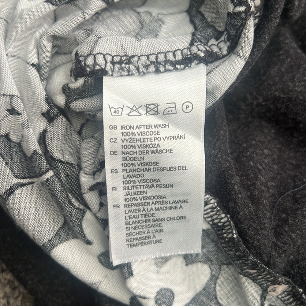 Shirt - Picture 4 of 4